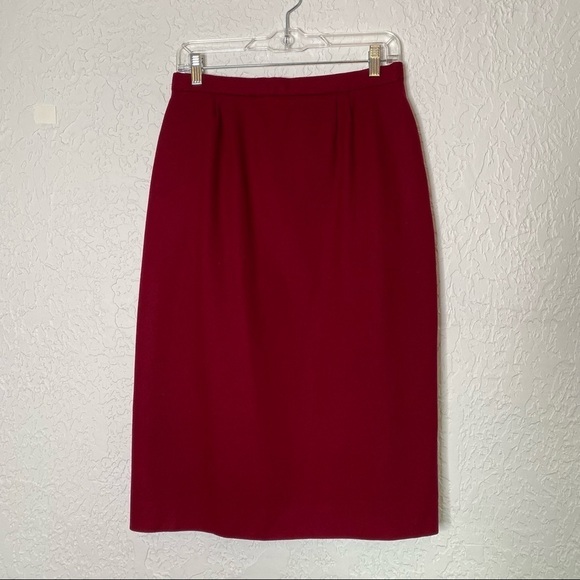 Pendleton Red 100% Virgin Wool 2 Pc. Suit Blazer Jacket Size 6 Skirt Size 12 - Picture 10 of 12